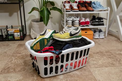 can you put shoes in the washing machine.